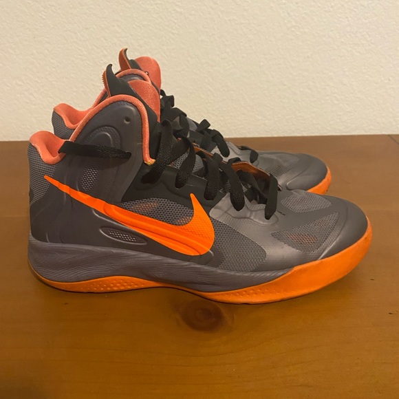 Nike Zoom Hyperfuse 2012 Size 6y pre-owned no box in great condition - Picture 3 of 9